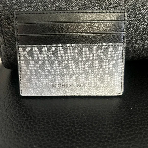 Michael Kors Black Signature Tote Bag & Wallet - Picture 7 of 9